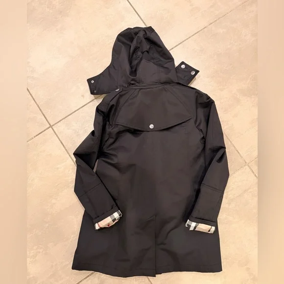 Burberry Black Hooded Trench with Signature Check Lining - Picture 10 of 13
